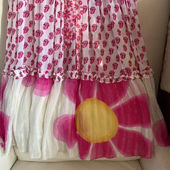 Triya x Rolling Stones Dress - Picture 6 of 7